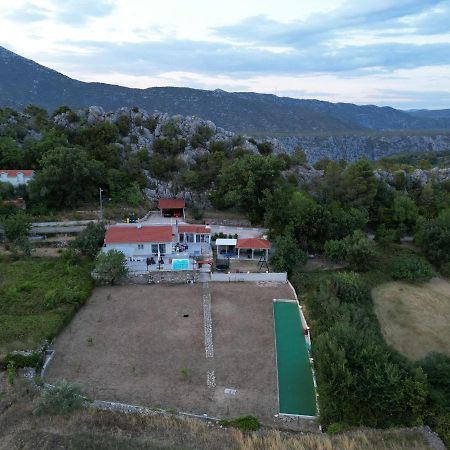 Villa Zrinka **** Svinisce Exterior foto